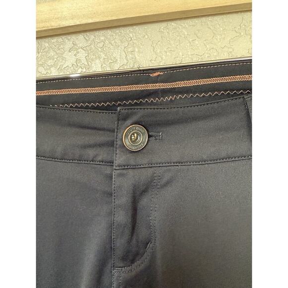 Lululemon Out And About Pants Size 2 Black Slim Leg Stretch - Picture 3 of 5